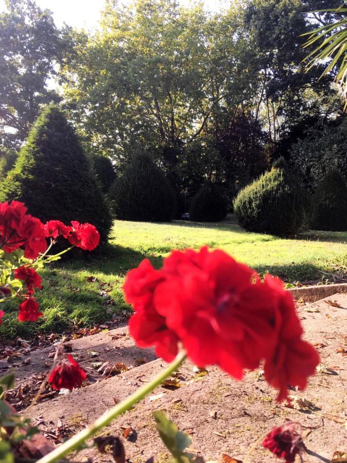 Kastellren - Rennes - Grand Parking Prive B&B 외부 사진